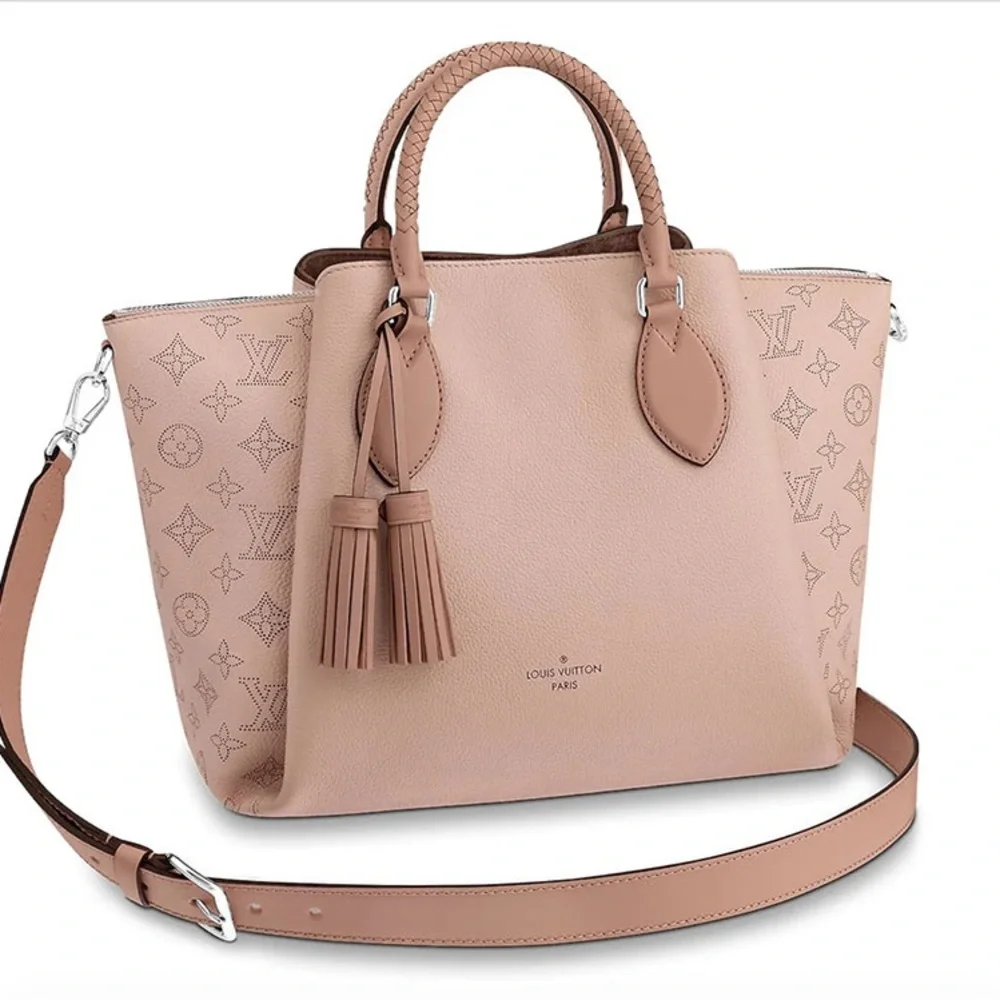 Sold x Louis Vuitton Haumea handbag - Picture 6 of 15